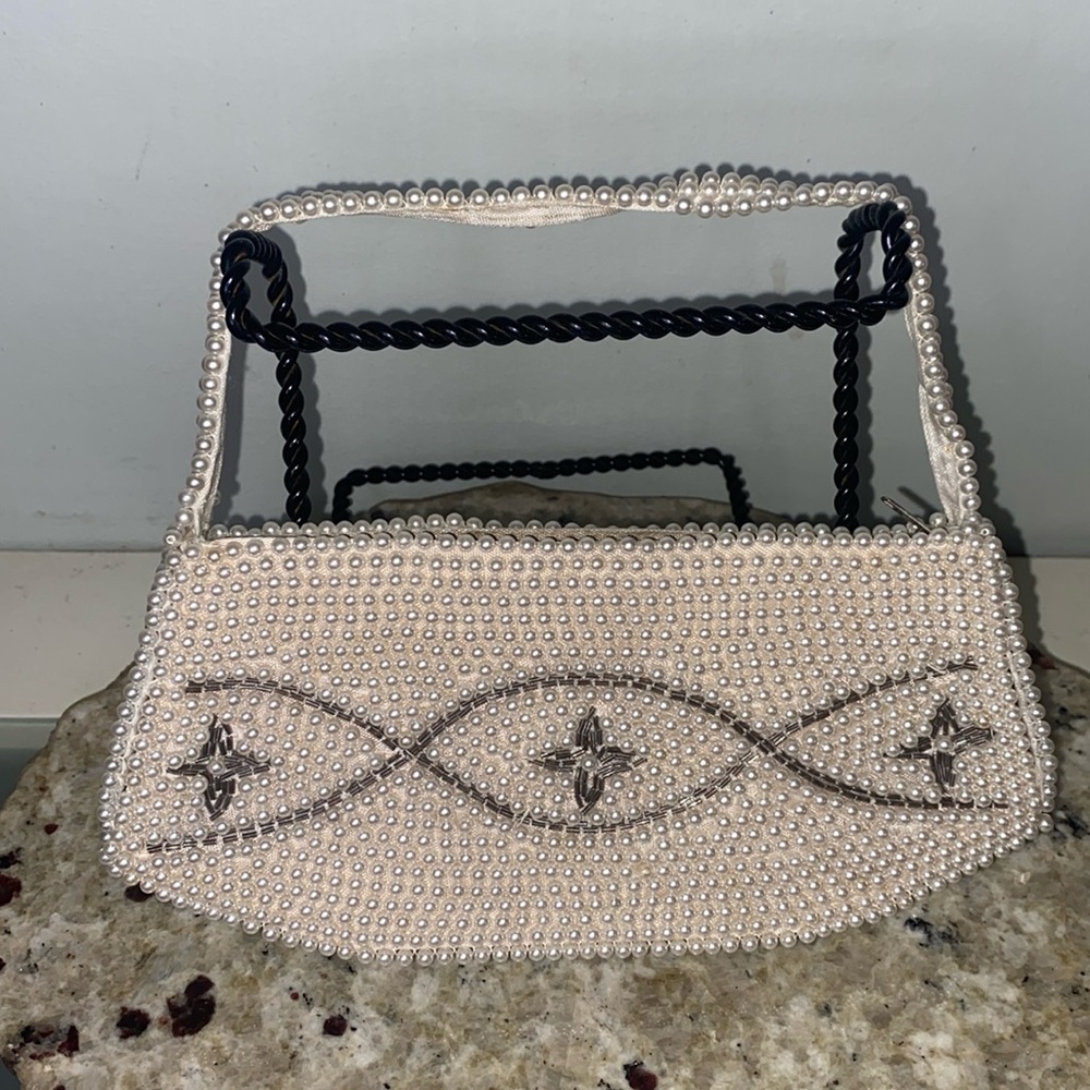 Vintage 1960s Creme Heavily Beaded & Sequin Accented Small Evening Hand Bag